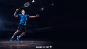 découvrez nos conseils essentiels pour bien organiser et préparer un tournoi de badminton réussi, de la planification à la gestion des participants.